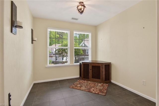 5448 Paperwhite LN, Virginia Beach, VA 23455