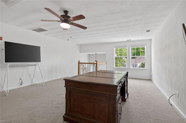 5448 Paperwhite LN, Virginia Beach, VA 23455