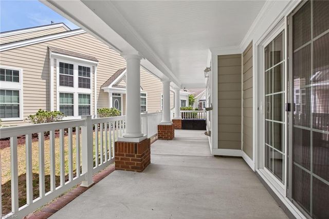 5448 Paperwhite LN, Virginia Beach, VA 23455