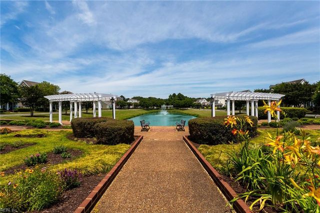 5448 Paperwhite LN, Virginia Beach, VA 23455