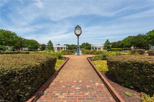 5448 Paperwhite LN, Virginia Beach, VA 23455