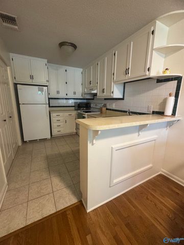 2132 Belle Grove Drive, Huntsville, AL 35802