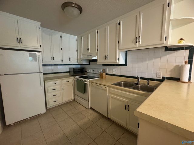 2132 Belle Grove Drive, Huntsville, AL 35802