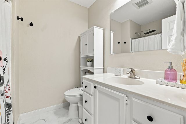 318 SE Wanda Drive, Ankeny, IA 50021