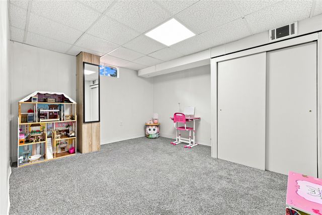 318 SE Wanda Drive, Ankeny, IA 50021