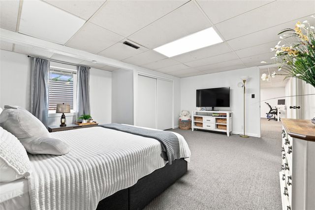 318 SE Wanda Drive, Ankeny, IA 50021