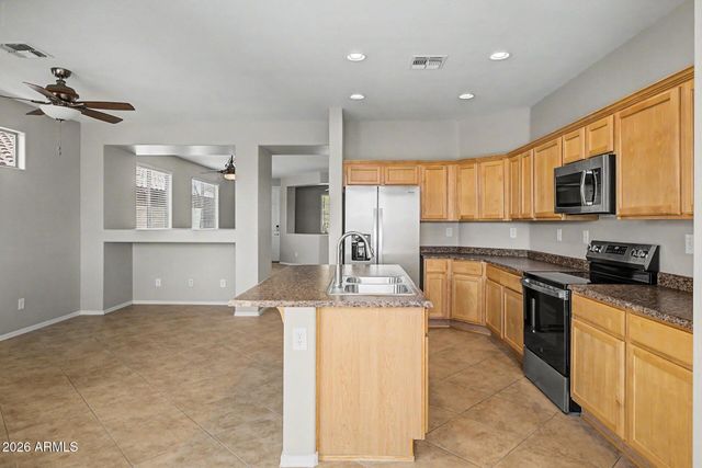 3745 W Amber Nickole Court, Phoenix, AZ 85086
