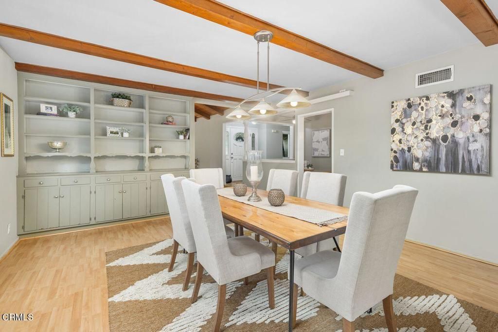 Image 12 of property listing at 2344 Jayma Lane, La Crescenta, CA 91214