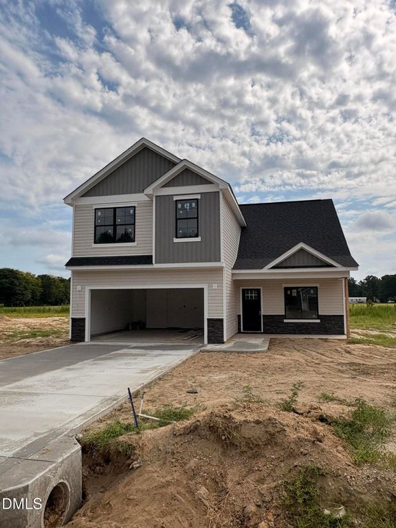 1564 Eastbay Drive, Fayetteville, NC 28312