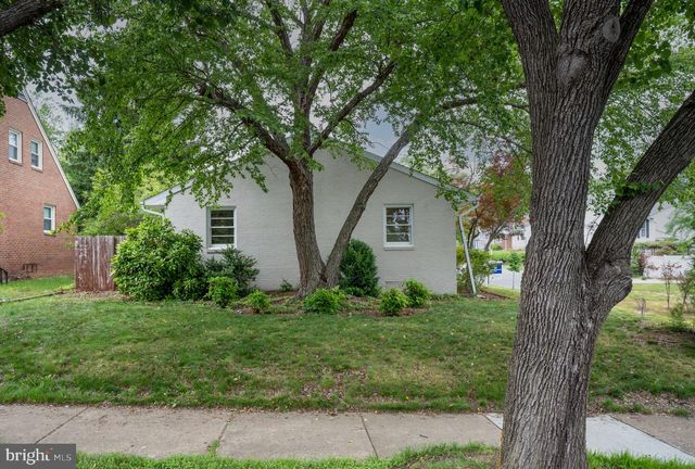 1321 DANDRIDGE STREET, Fredericksburg, VA 22401