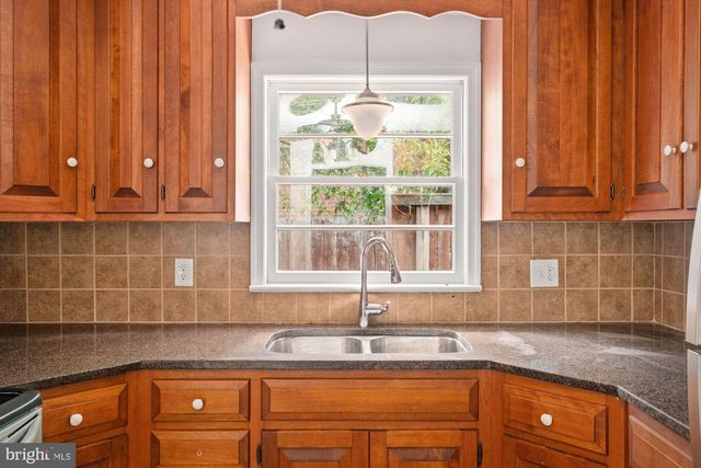 1321 DANDRIDGE STREET, Fredericksburg, VA 22401