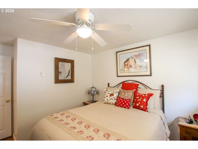 3210 MUNSEL LAKE Rd, Florence, OR 97439