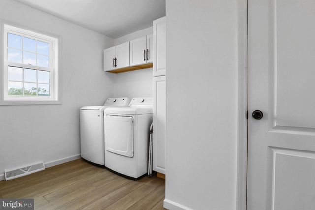 309 RIVIERA ST, Mount Wolf, PA 17347