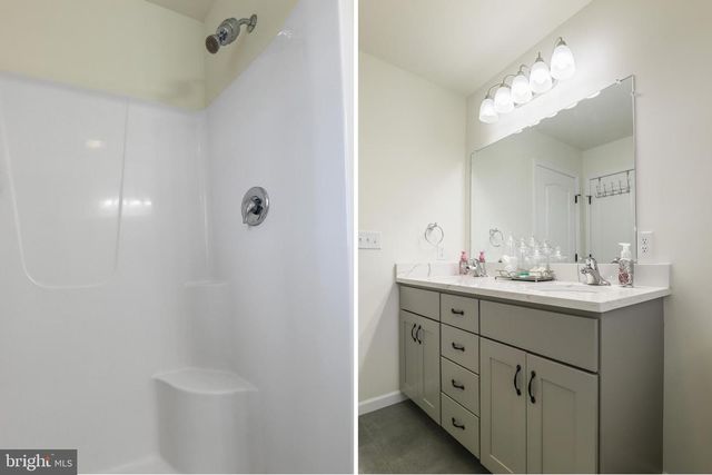 309 RIVIERA ST, Mount Wolf, PA 17347