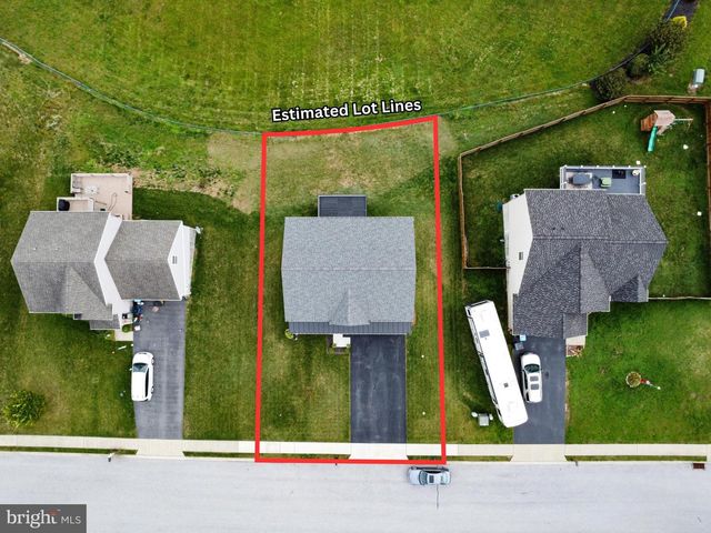 309 RIVIERA ST, Mount Wolf, PA 17347