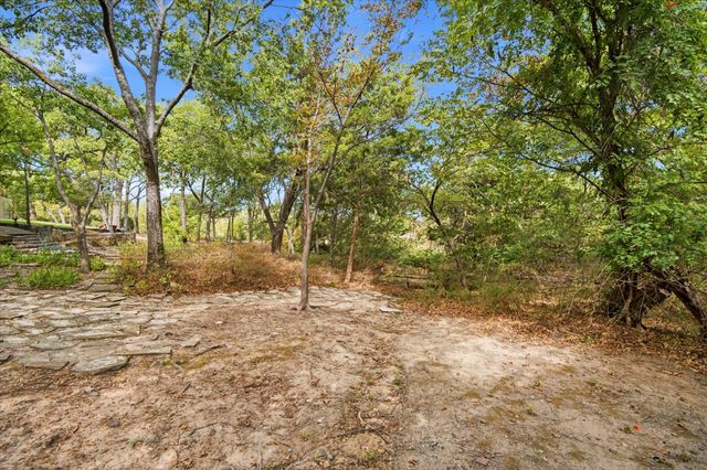 3606 Labrador, Grapevine, TX 76051