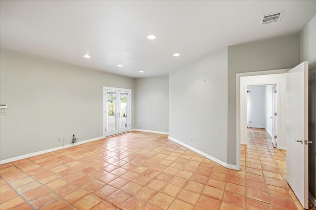 3606 Labrador, Grapevine, TX 76051