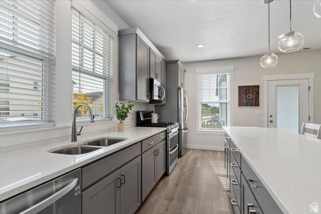 4667 W ISLA DAYBREAK RD, South Jordan, UT 84009