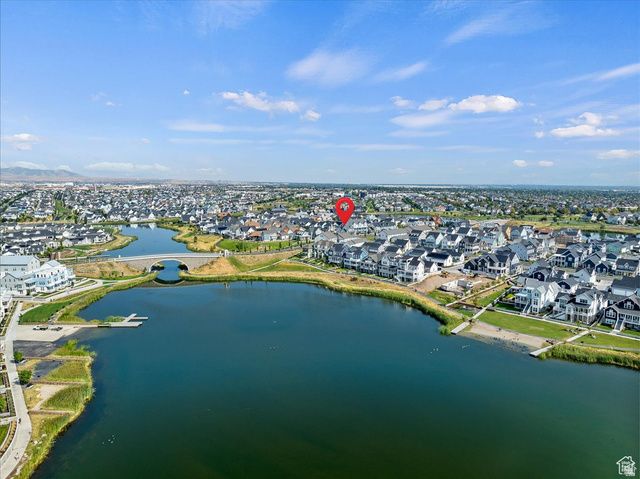 4667 W ISLA DAYBREAK RD, South Jordan, UT 84009