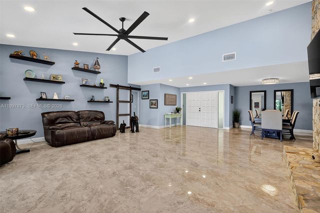 8860 SW 49th Ct, Cooper City, FL 33328