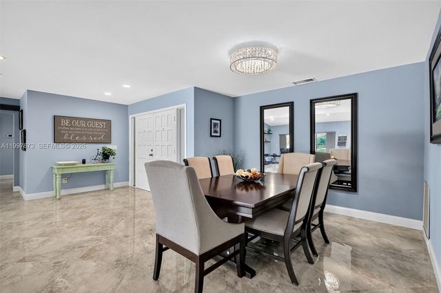 8860 SW 49th Ct, Cooper City, FL 33328