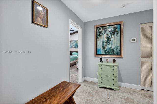 8860 SW 49th Ct, Cooper City, FL 33328