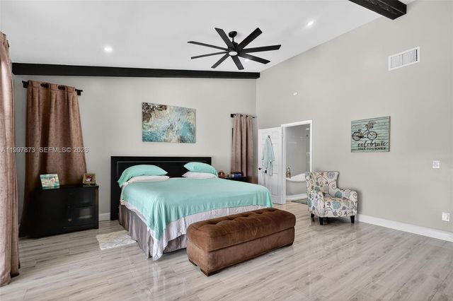 8860 SW 49th Ct, Cooper City, FL 33328