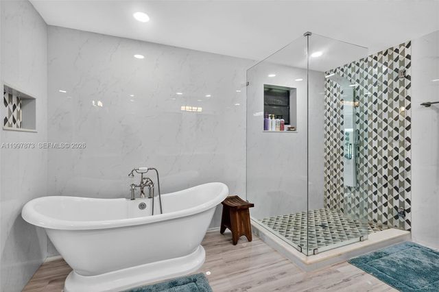 8860 SW 49th Ct, Cooper City, FL 33328