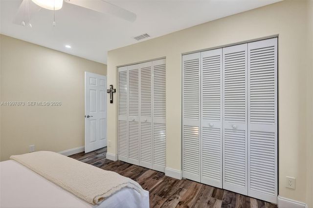 8860 SW 49th Ct, Cooper City, FL 33328