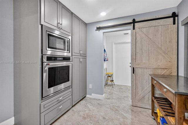 8860 SW 49th Ct, Cooper City, FL 33328