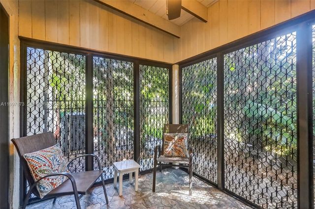 8860 SW 49th Ct, Cooper City, FL 33328