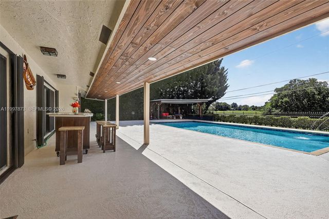 8860 SW 49th Ct, Cooper City, FL 33328