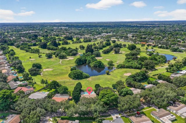 8860 SW 49th Ct, Cooper City, FL 33328