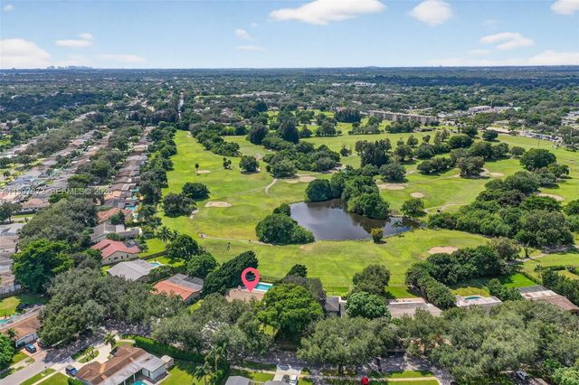 8860 SW 49th Ct, Cooper City, FL 33328