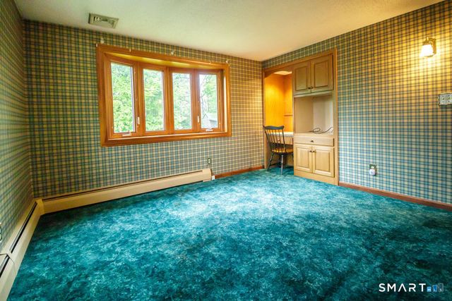 73 Cawley Street, Bristol, CT 06010