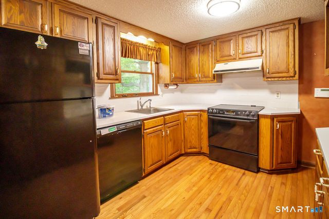 73 Cawley Street, Bristol, CT 06010