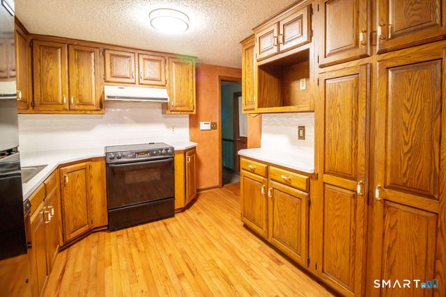 73 Cawley Street, Bristol, CT 06010