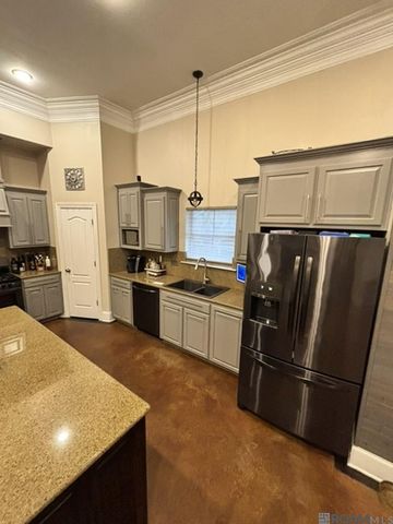 39331 Meadowbrook Ave, Prairieville, LA 70769