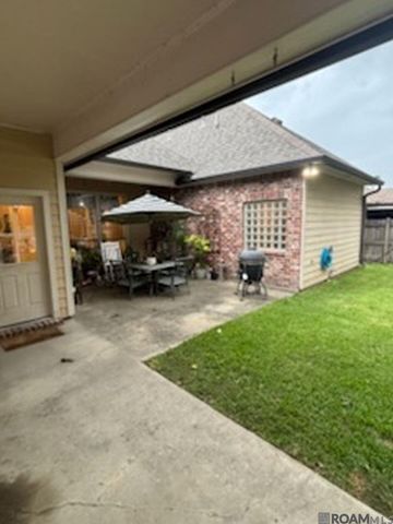 39331 Meadowbrook Ave, Prairieville, LA 70769