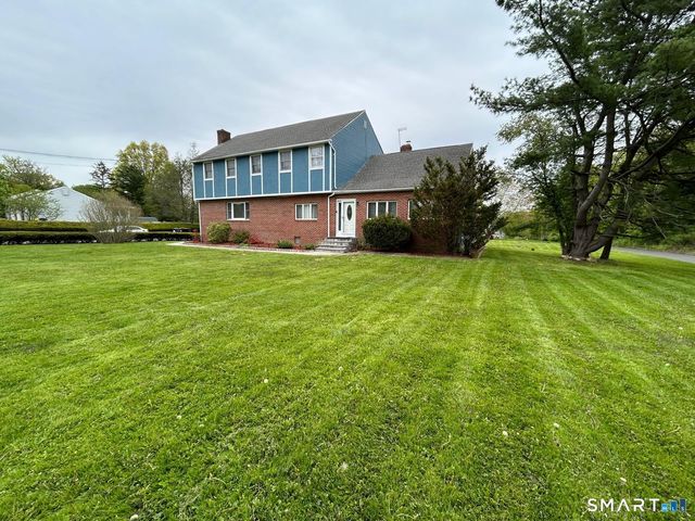 890 Daniels Farm Road, Trumbull, CT 06611