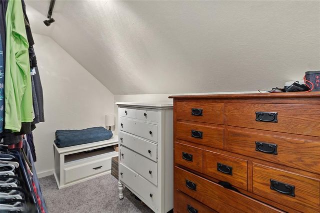 9025 Hollow Road, Newalla, OK 74857