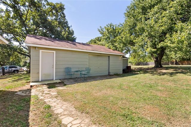 9025 Hollow Road, Newalla, OK 74857