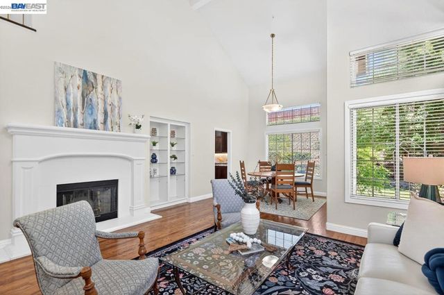 620 Amberwood Way, Livermore, CA 94551