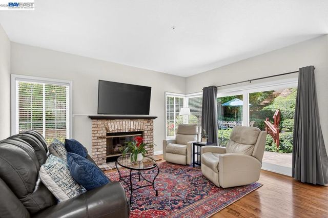620 Amberwood Way, Livermore, CA 94551