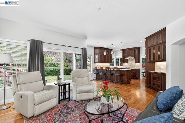 620 Amberwood Way, Livermore, CA 94551
