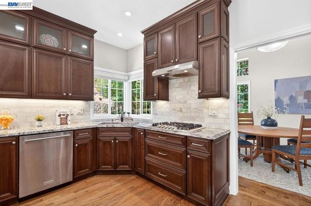 620 Amberwood Way, Livermore, CA 94551
