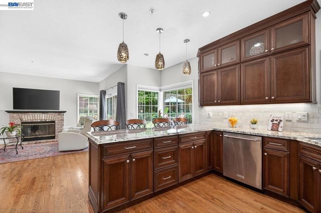 620 Amberwood Way, Livermore, CA 94551