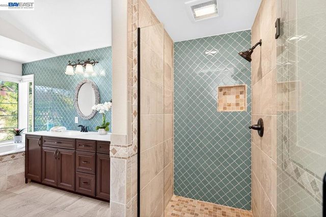 620 Amberwood Way, Livermore, CA 94551