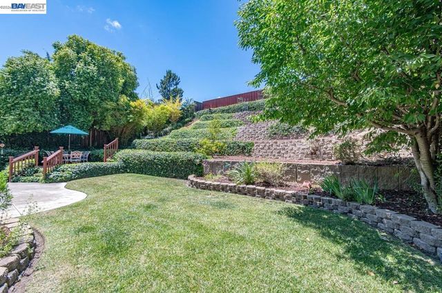 620 Amberwood Way, Livermore, CA 94551