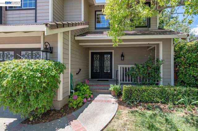 620 Amberwood Way, Livermore, CA 94551